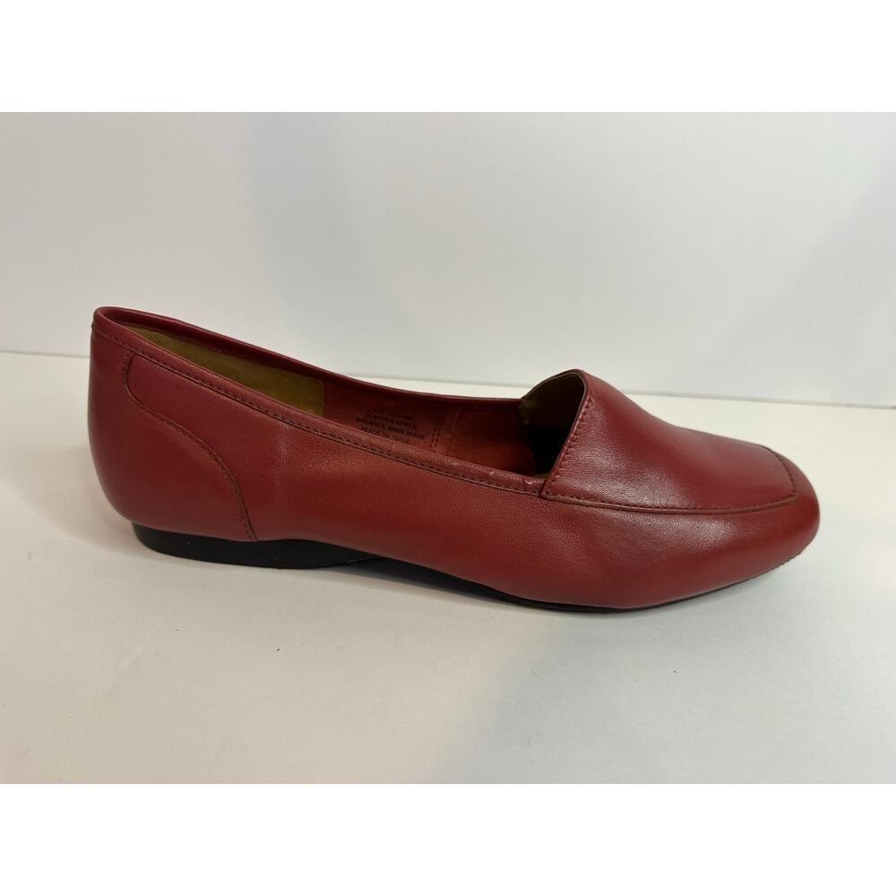 Array Freedom Square Toe Leather Loafers Women’s 9W Red Comfort Classic Shoes - Picture 2 of 10